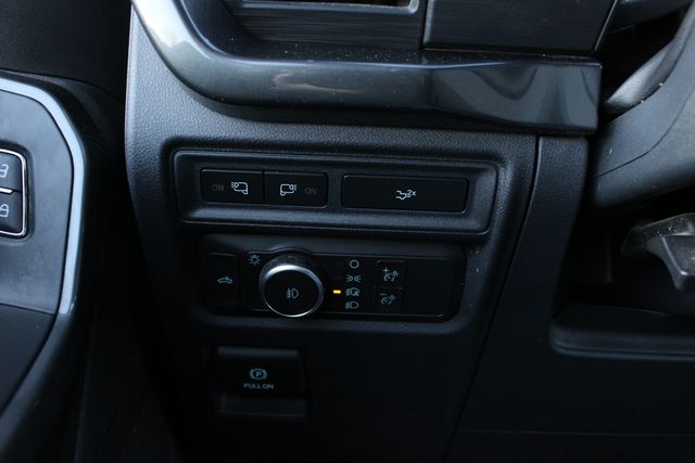 Used 2022 Blue Ford XLT image 9