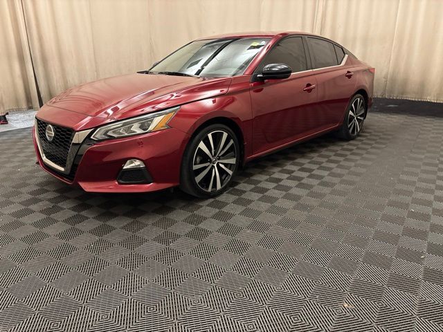 2021 Nissan Altima 2.5 SR - Main Image