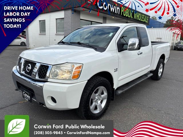 2004 Nissan Titan Blanco Camioneta Todo terreno 5 velocidades Automática marcha alta