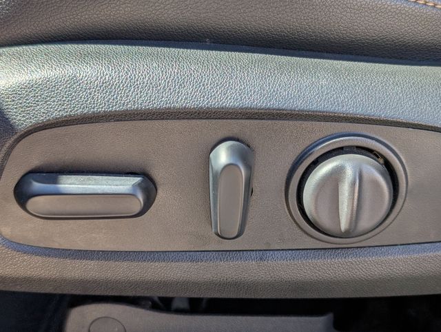 Used 2020 White Chevrolet LT image 14