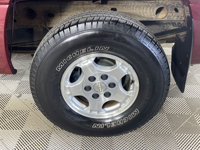 Used 2000 Chevrolet Silverado 1500 LS For Sale in Bremerton, WA