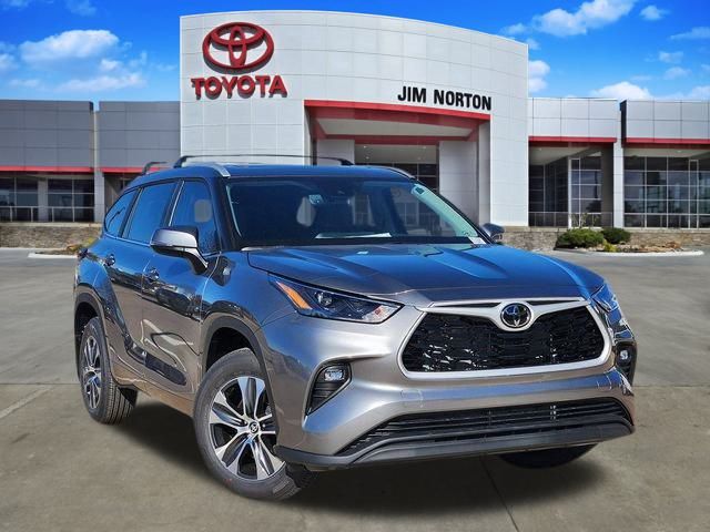 2026 Toyota Highlander XLE AWD