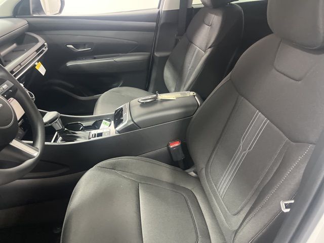 New 2026 White Hyundai SEL image 8