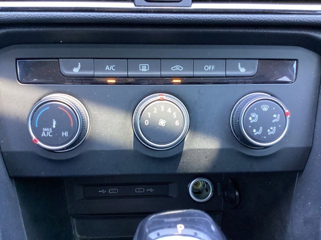 Used Car 2022 Volkswagen Taos  1.5t Se For Sale Under $20,000 In San Antonio, Texas