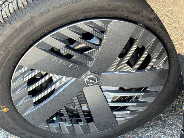 New 2027 Nissan Sentra Sedan