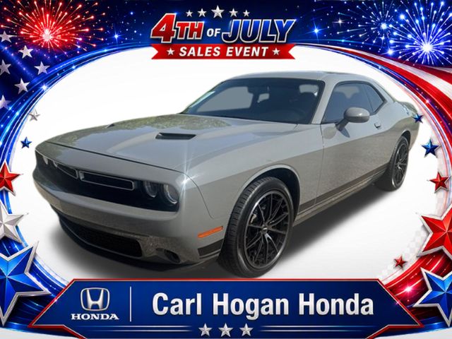 2019 Dodge Challenger SXT RWD