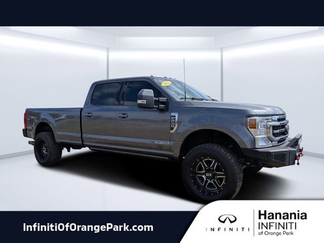Gray Metallic 2022 Ford F-250 Super Duty Lariat Crew Cab 4WD Pickup Truck Four-Wheel Drive Automatic