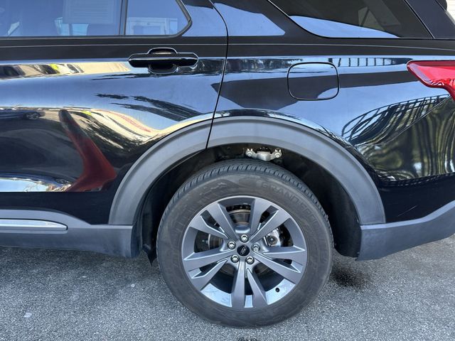 Used 2022 Black Ford XLT image 10