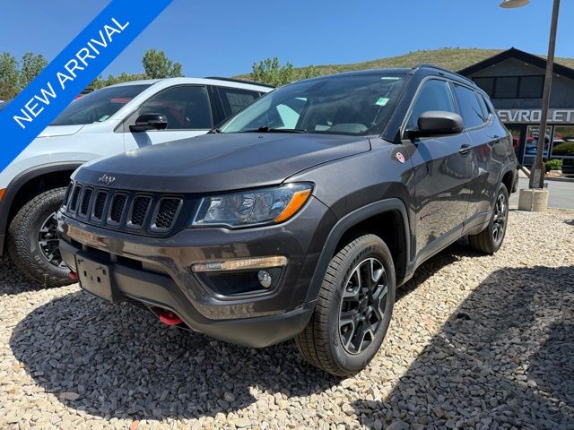 Gray (Granite Crystal Metallic Clearcoat) 2020 Jeep Compass Trailhawk 4WD SUV / Crossover Four-Wheel Drive 9-Speed Automatic