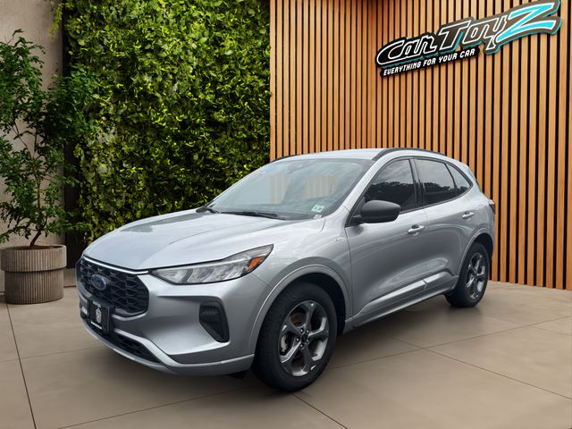 2023 FORD ESCAPE ST-LINE • AWD • ECOBOOST CLEAN CARFAX • 1 OWNER HEATED SEATS • HEATED STEERING WHEEL • REMOTE START • FORD CO-PILOT360 Thumbnail
