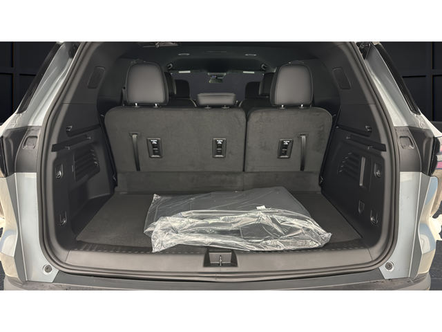 New 2026 Sterling Gray Metallic Chevrolet LT image 26
