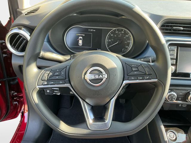 NissanVersa13