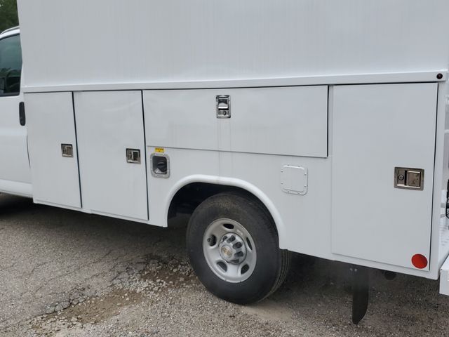 2026 Chevrolet Express 3500 Regular Cab RWD Service Utility Van for sale #TN007685 - photo 25