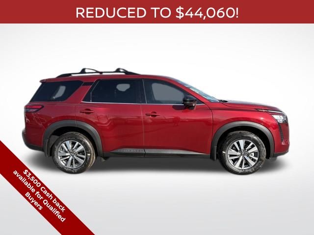View vehicle photo 2