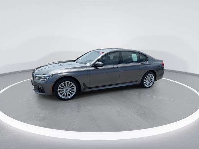 Used 2017 Gray BMW 750i xDrive image 3