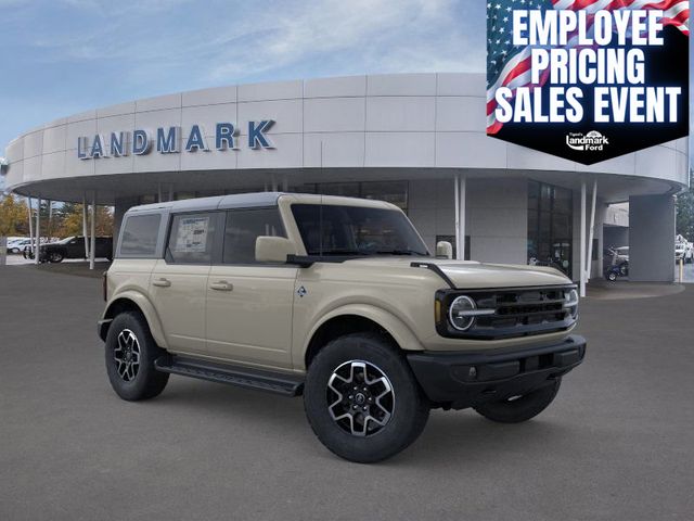 new 2025 Ford Bronco car, priced at $48,328
