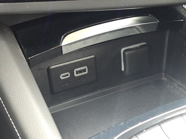 2023 Buick Envision Essence:C02550