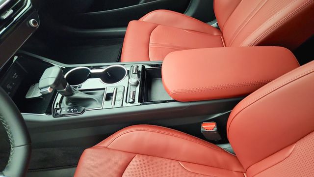 2026 Kia K5 GT-Line - Photo 13