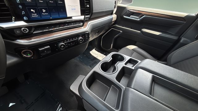 Used 2025 Black Chevrolet LT image 14