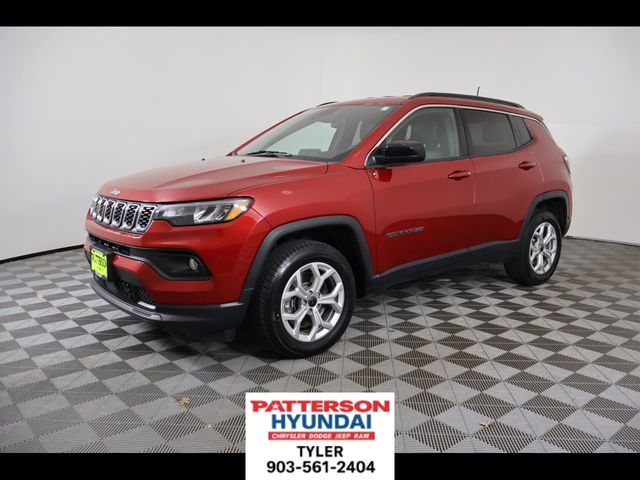 Red Hot Pearlcoat 2025 Jeep Compass SUV / Crossover Four-Wheel Drive 8-Speed Automatic