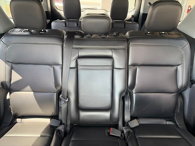 2023 Ford Explorer XLT Silver at Phil Fitts Ford