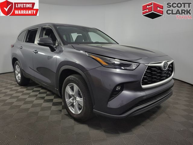 2025 Toyota Highlander LE