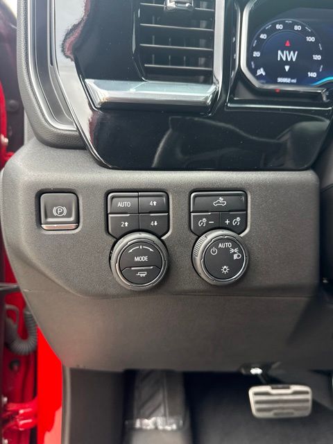 2024 Chevrolet Silverado 1500 LT:169248A
