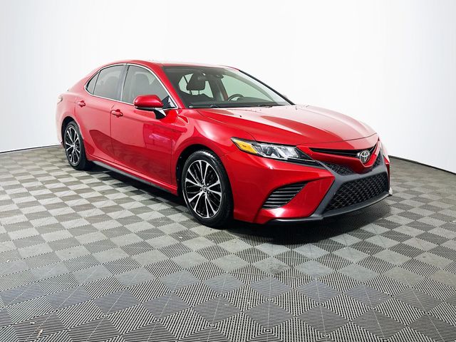 Red 2019 Toyota Camry Sedan Front-Wheel Drive 8-Speed Automatic