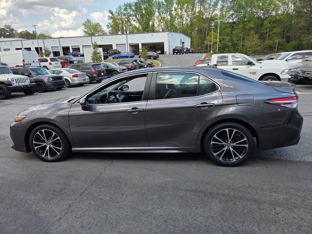 Used 2020 Gray Toyota SE image 4