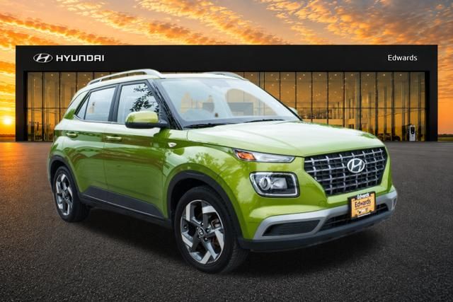 Green Apple 2023 Hyundai Venue SUV / Crossover Front-Wheel Drive Continuously Variable Transmission