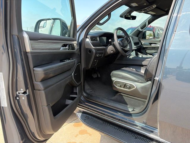 Used 2024 Jeep Wagoneer L SUV