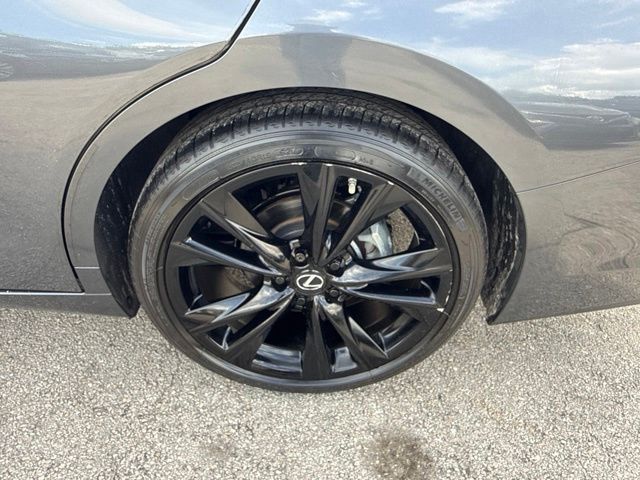 2022 Lexus ES - $39,888