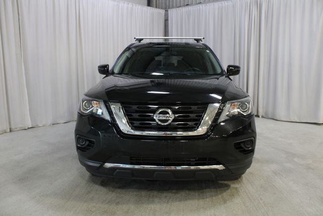 Used 2019 Black Nissan S image 38