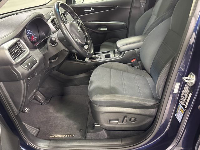 2019 Kia Sorento LX photo
