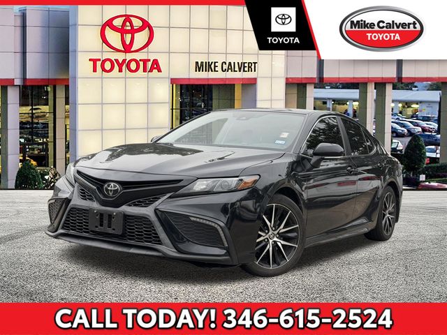 Midnight Black Metallic 2024 Toyota Camry Sedan Front-Wheel Drive 8-Speed Automatic