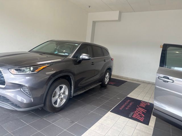 2021 Toyota Highlander L Gray at North Houston Mitsubishi