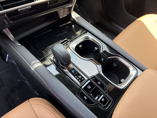 2025 Lexus RX 350 - Photo 21