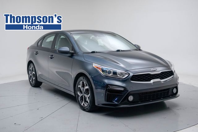 Gravity Gray 2021 Kia Forte Sedan Front-Wheel Drive Continuously Variable Transmission
