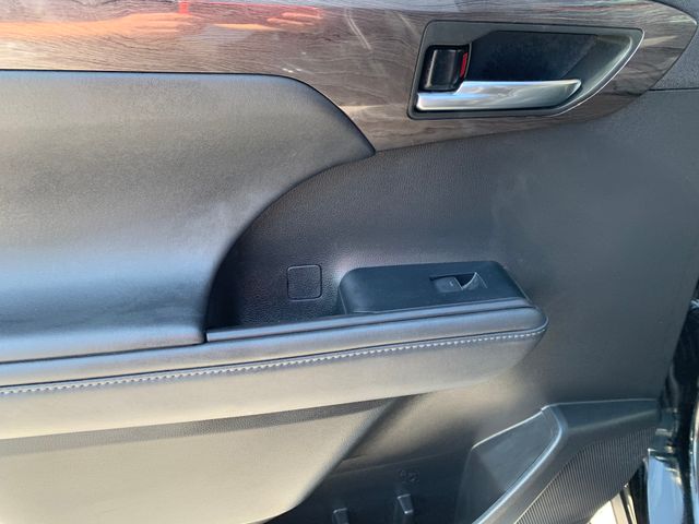 Used 2022 Toyota Highlander SUV