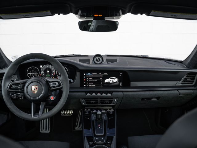 Certified Used 2025  Porsche Carrera 4 GTS image 21