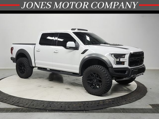 Oxford White 2020 Ford F-150 Raptor SuperCrew 4WD Pickup Truck Four-Wheel Drive Automatic
