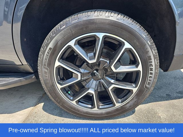 Used 2021 Shadow Gray Metallic Chevrolet RST image 32