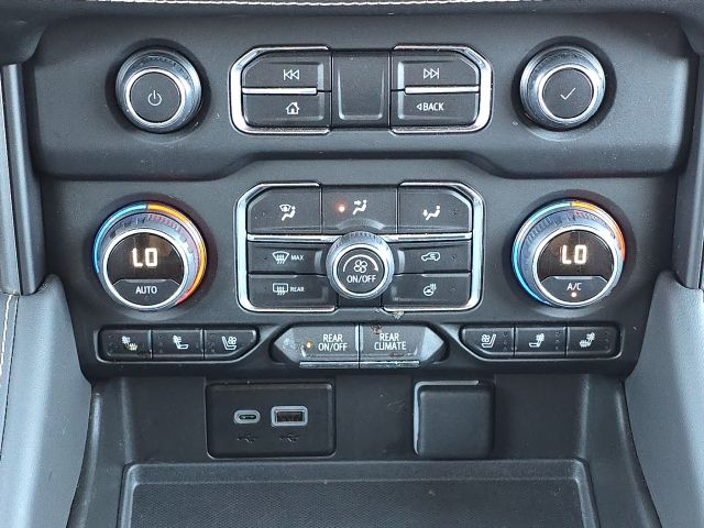 2023 Chevrolet Suburban Premier:C02421