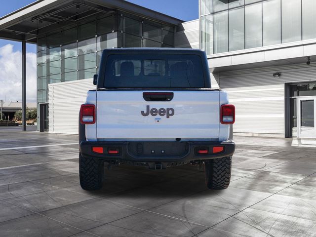 2023 Bright White Clearcoat Jeep Gladiator Rubicon 4X4 Truck