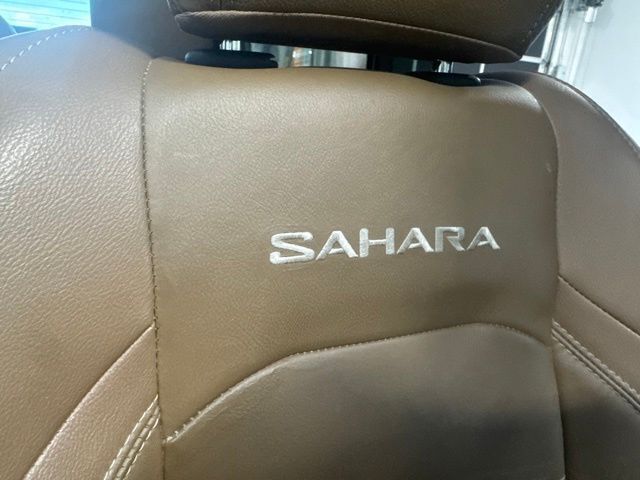 Used 2020 Black Jeep Unlimited Sahara image 18