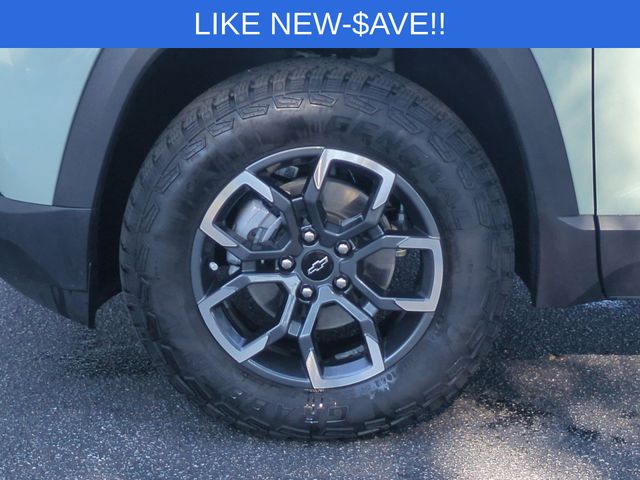 Used 2026 Green Chevrolet ACTIV image 10