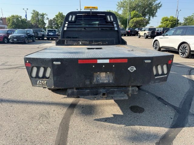 2018 Oxford White Ford Super Duty F-350 DRW XLT DRW 4X4 Chassis