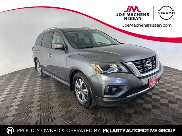 Gray (Gun Metallic) 2017 Nissan Pathfinder SUV / Crossover Four-Wheel Drive Continuously Variable Transmission