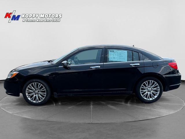 2011 Chrysler 200 Limited - Black exterior view 2