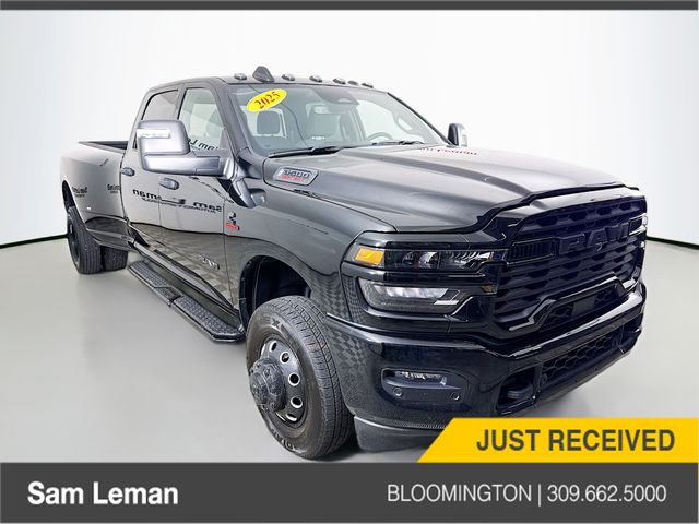 Diamond Black Crystal Pearlcoat 2025 RAM 3500 Pickup Truck Four-Wheel Drive 8-Speed Automatic